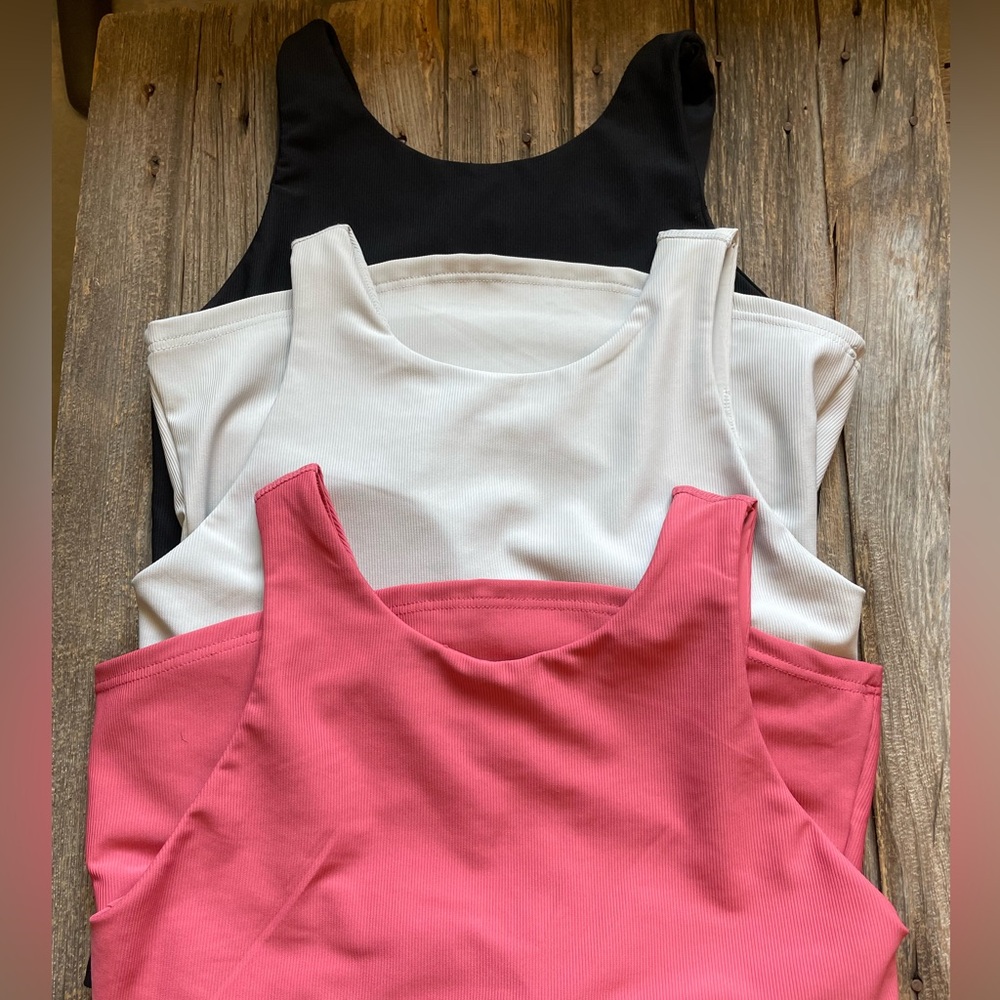 ⭐️ Bundle of 3 ~ 32 Degrees Fitted White and Pink Tank Top